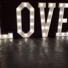 Wedding Giant Love Letters